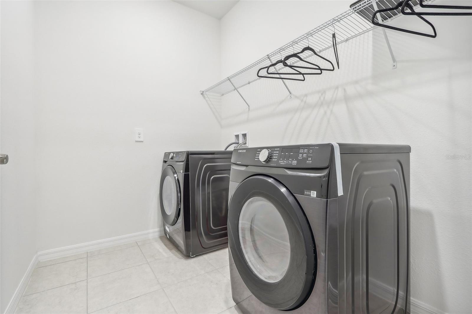 3912 MAYHILL LOOP, EUSTIS, FL, 32736