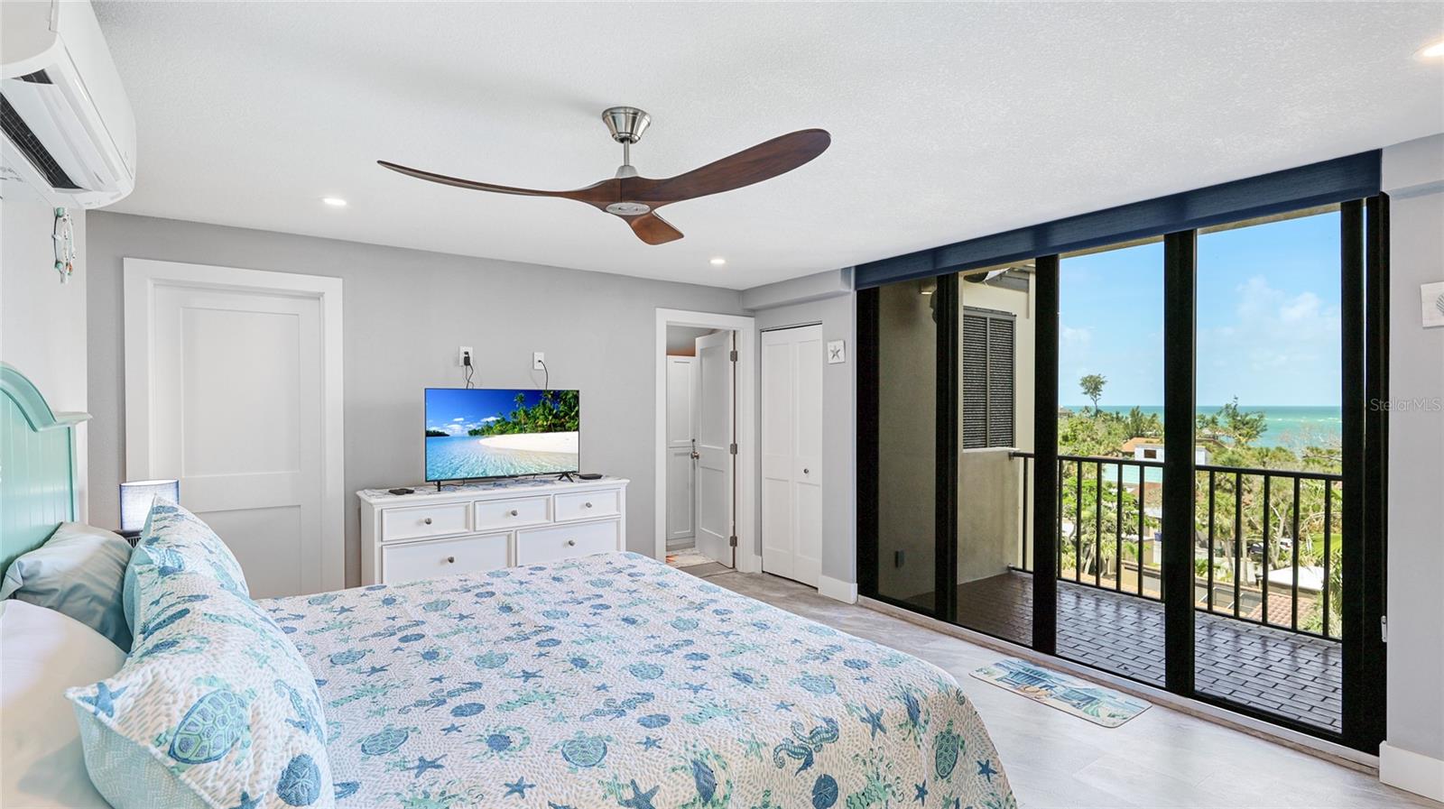 22 SANDY COVE RD #APT 10-5, SARASOTA, FL, 34242