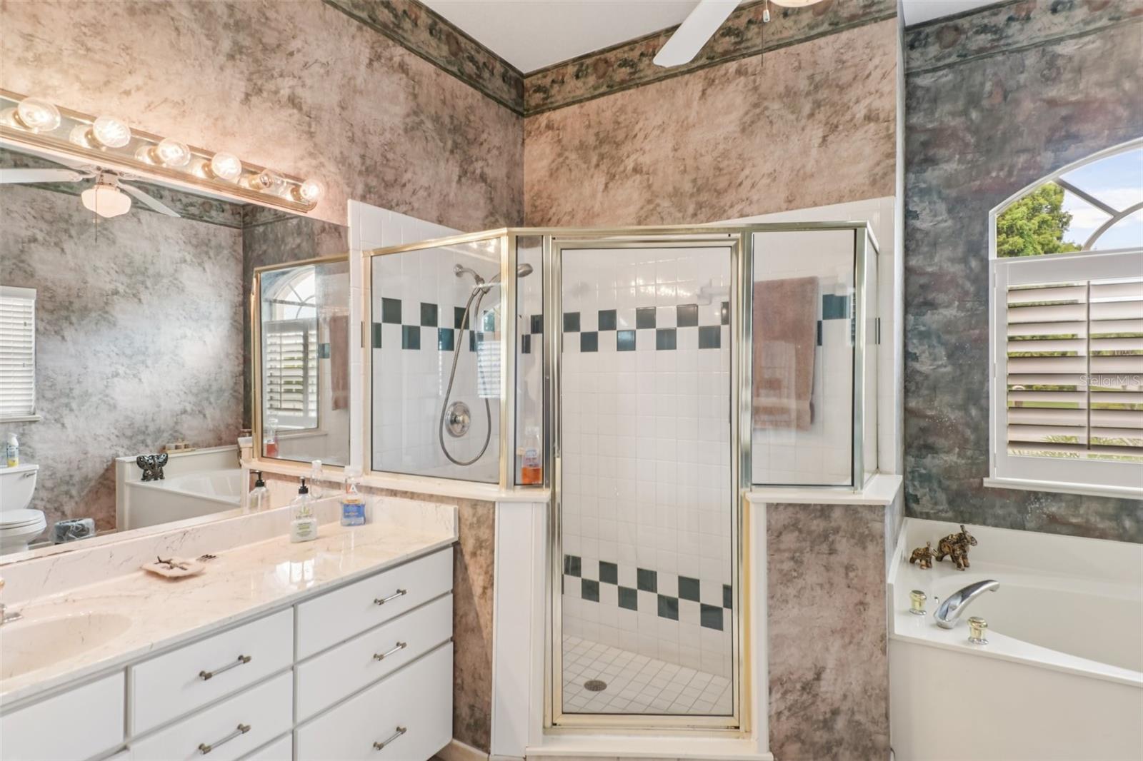 8704 CYPRESS LAKES BLVD, NEW PORT RICHEY, FL, 34653