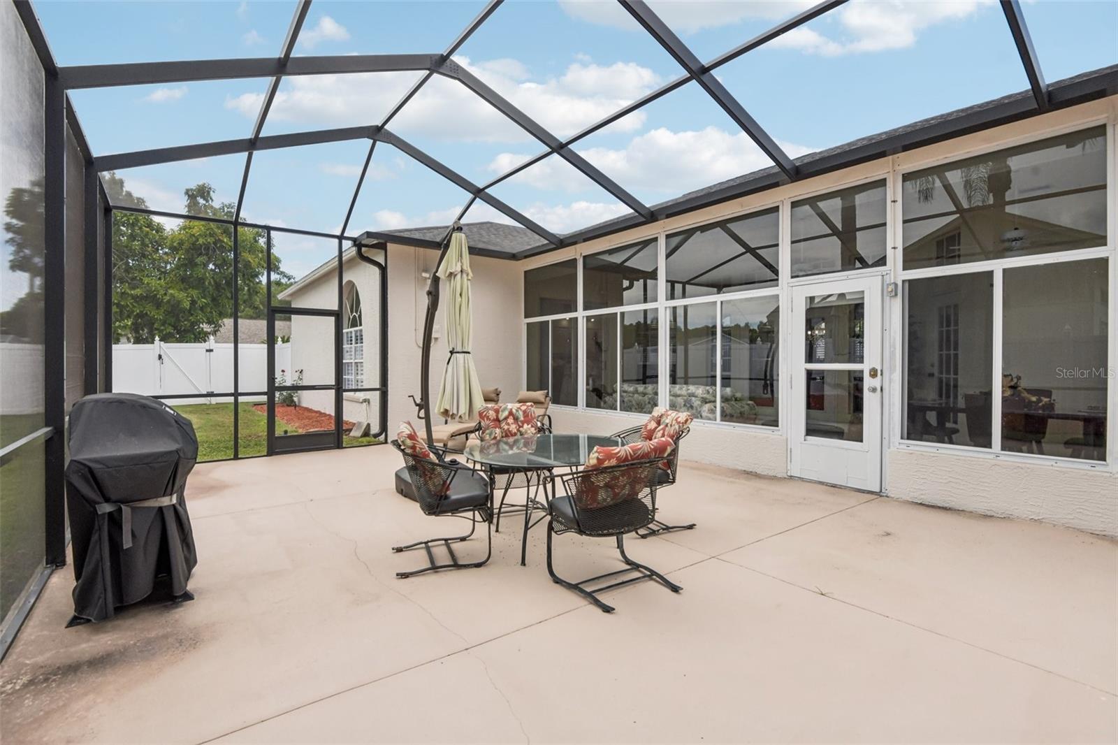 8704 CYPRESS LAKES BLVD, NEW PORT RICHEY, FL, 34653