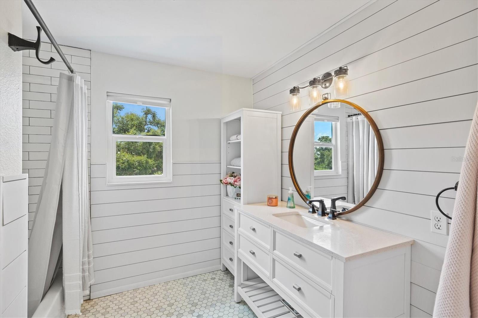 A4658570 Property Photo