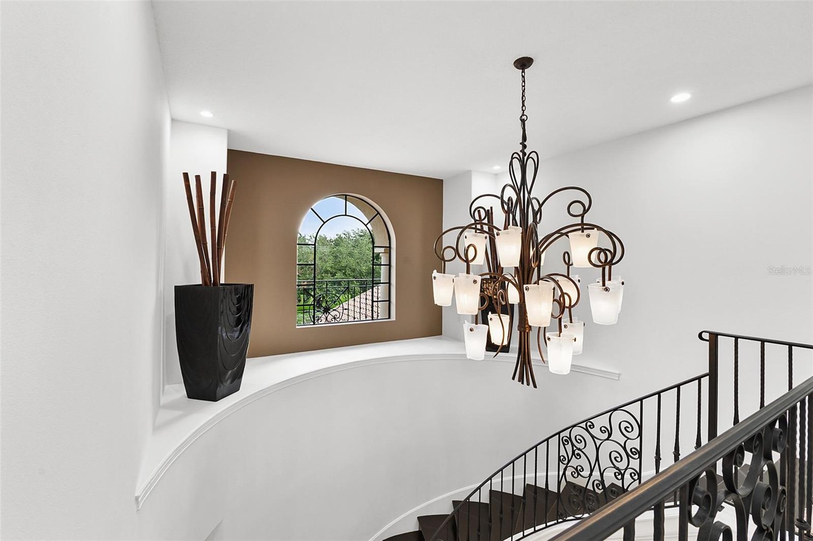 V4943735 Property Photo