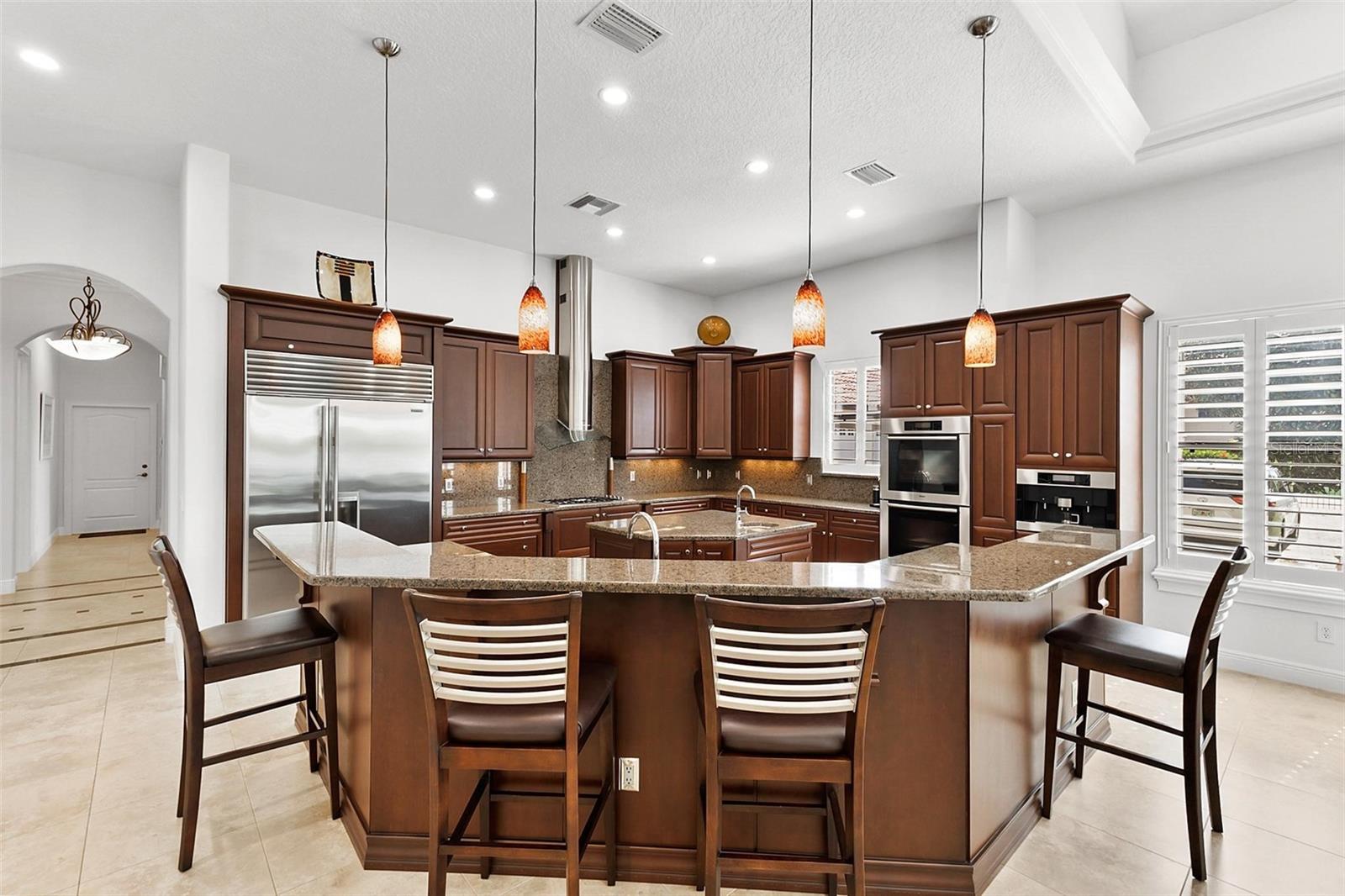 V4943735 Property Photo