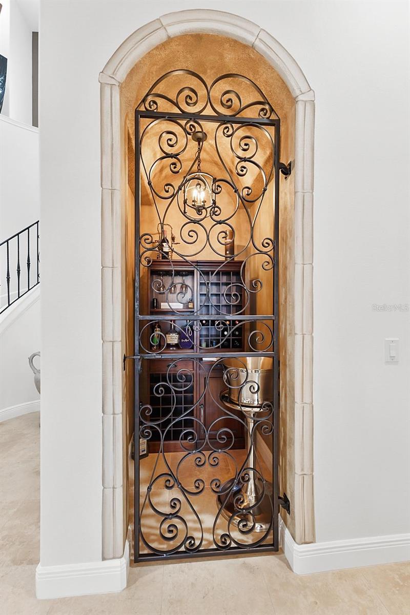 V4943735 Property Photo