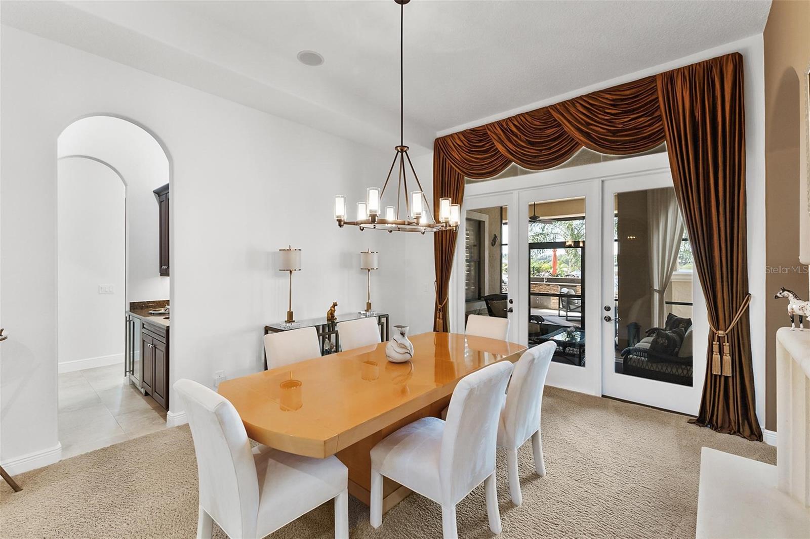 V4943735 Property Photo