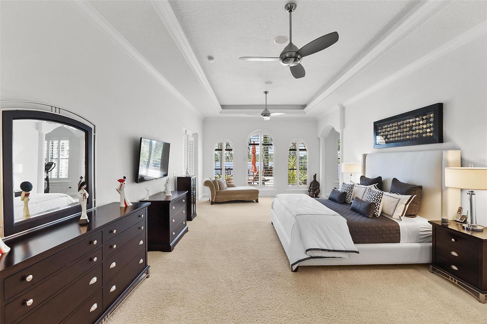 V4943735 Property Photo