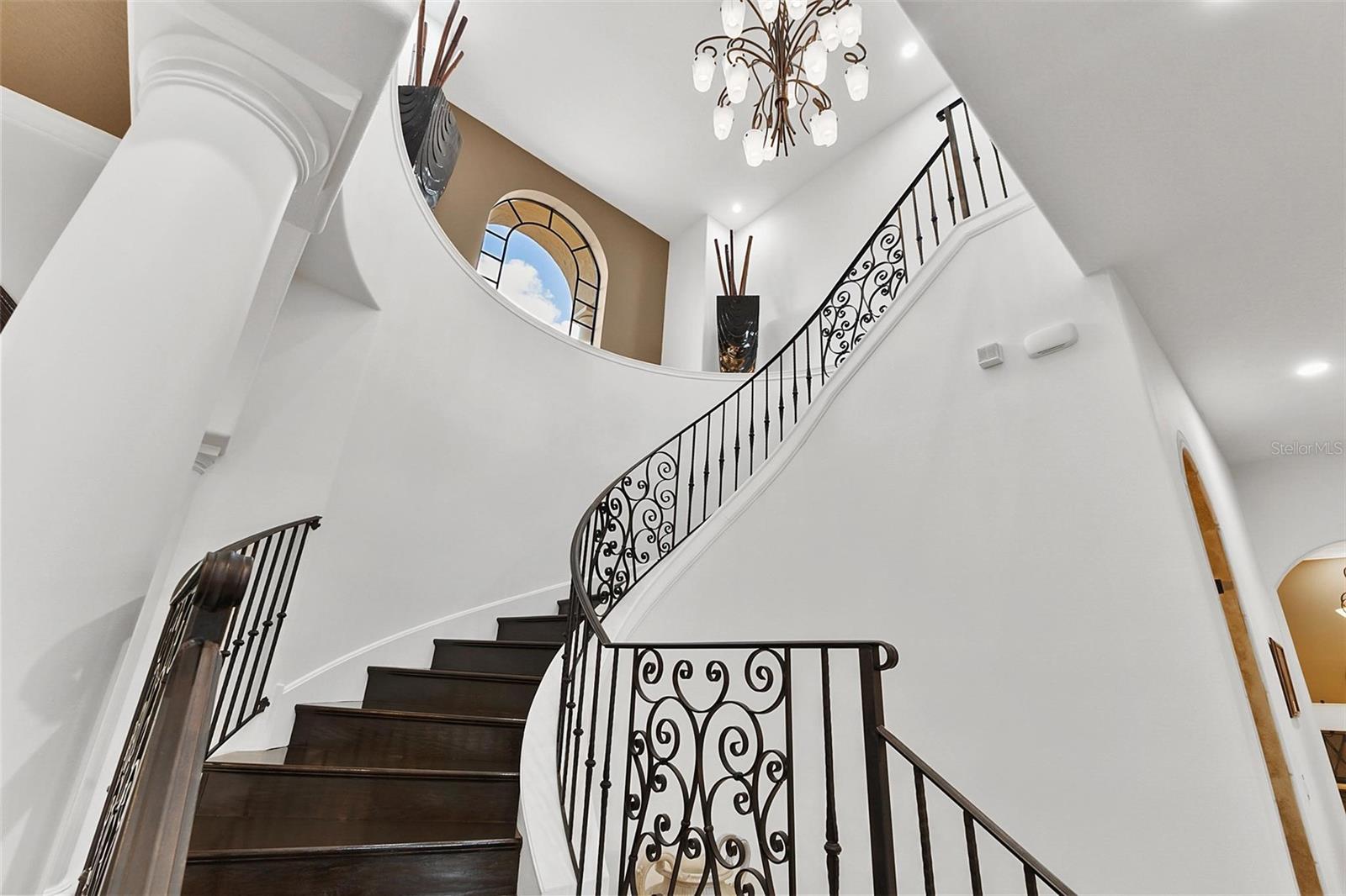 V4943735 Property Photo