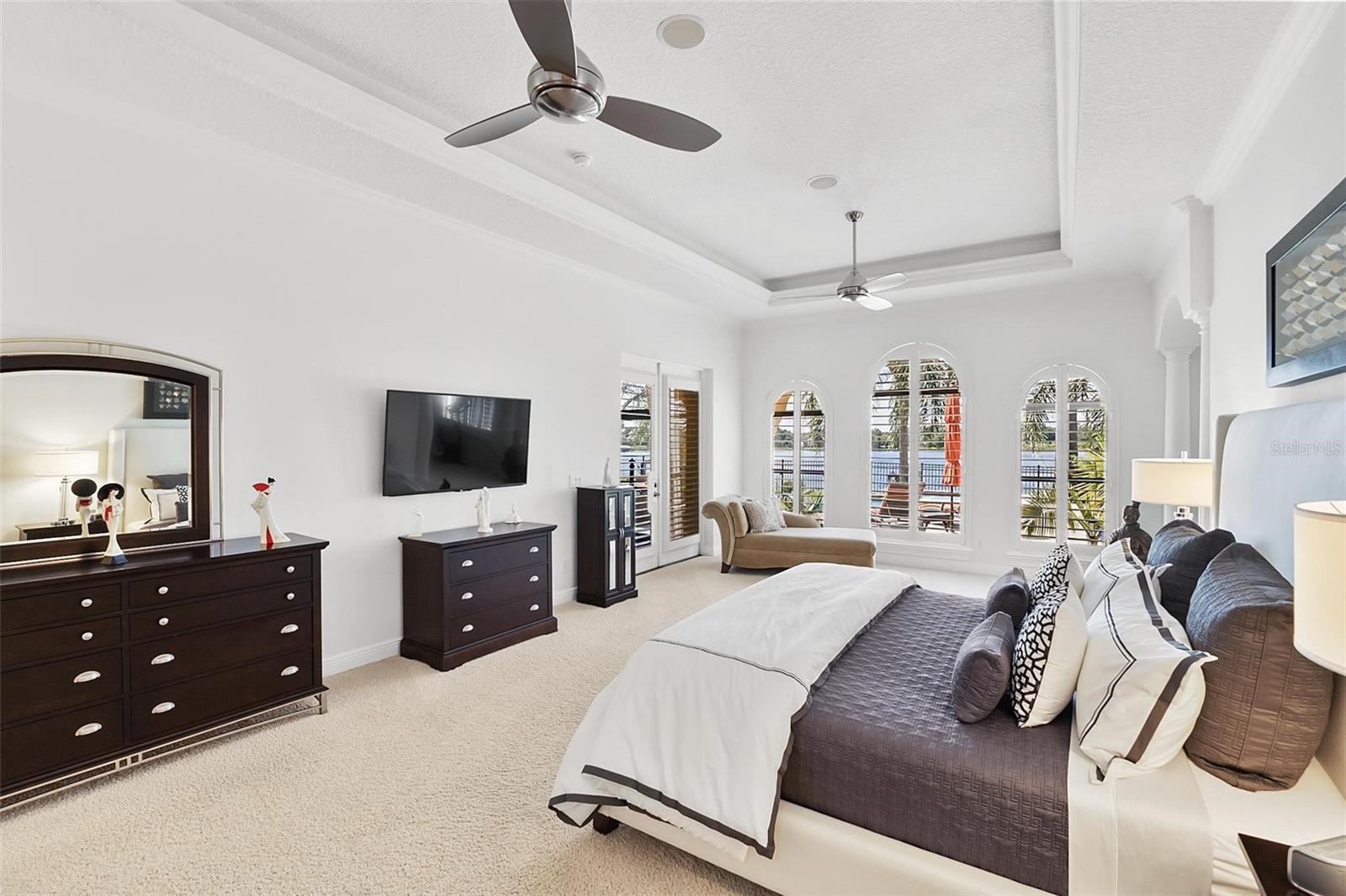 V4943735 Property Photo