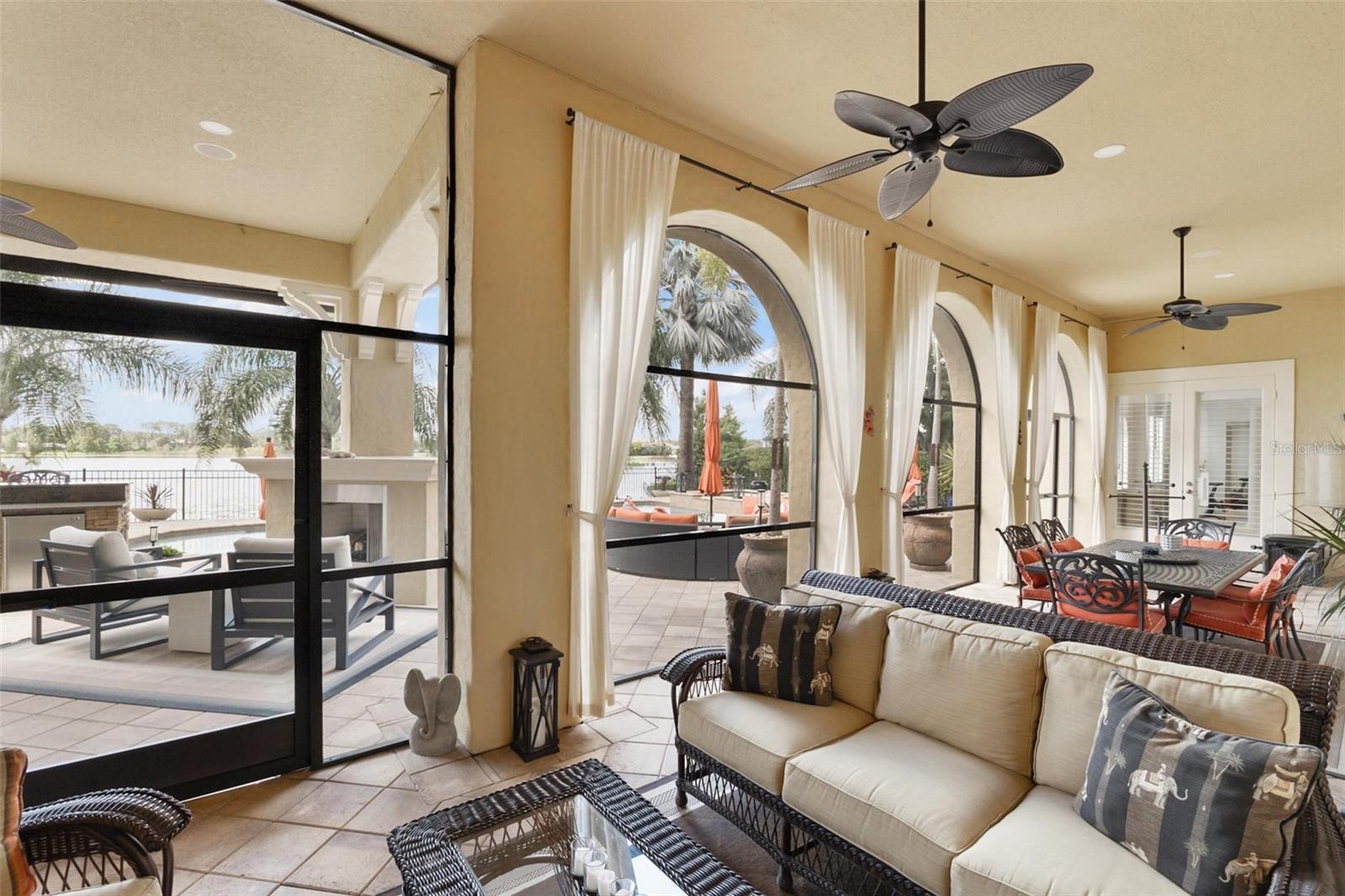 V4943735 Property Photo