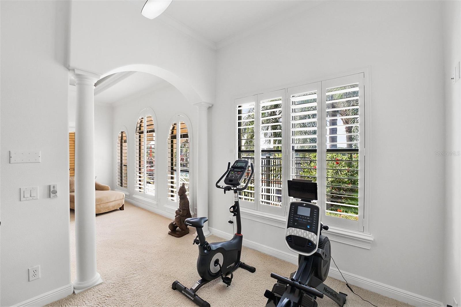 V4943735 Property Photo