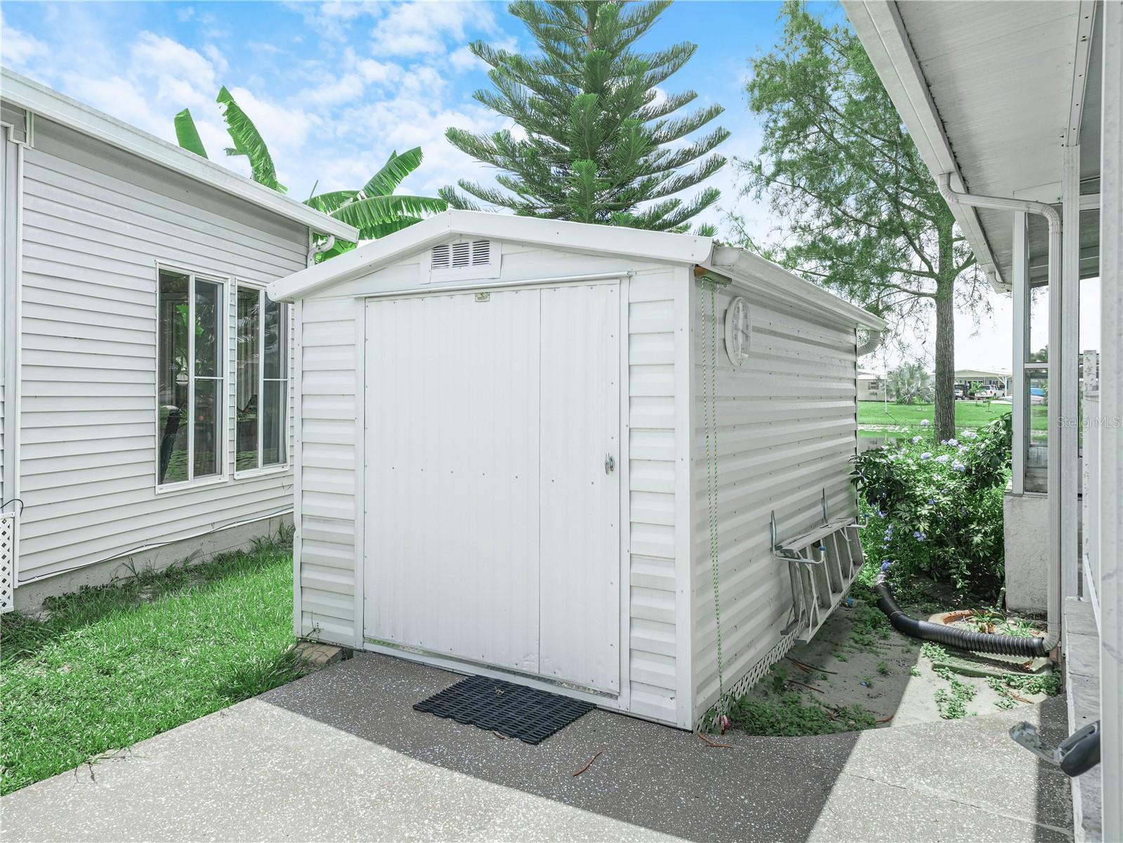 17 RED QUILL CIR, LAKE WALES, FL, 33898