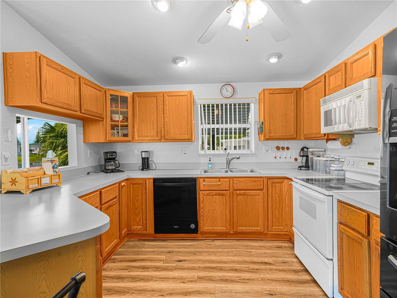 17 RED QUILL CIR, LAKE WALES, FL, 33898