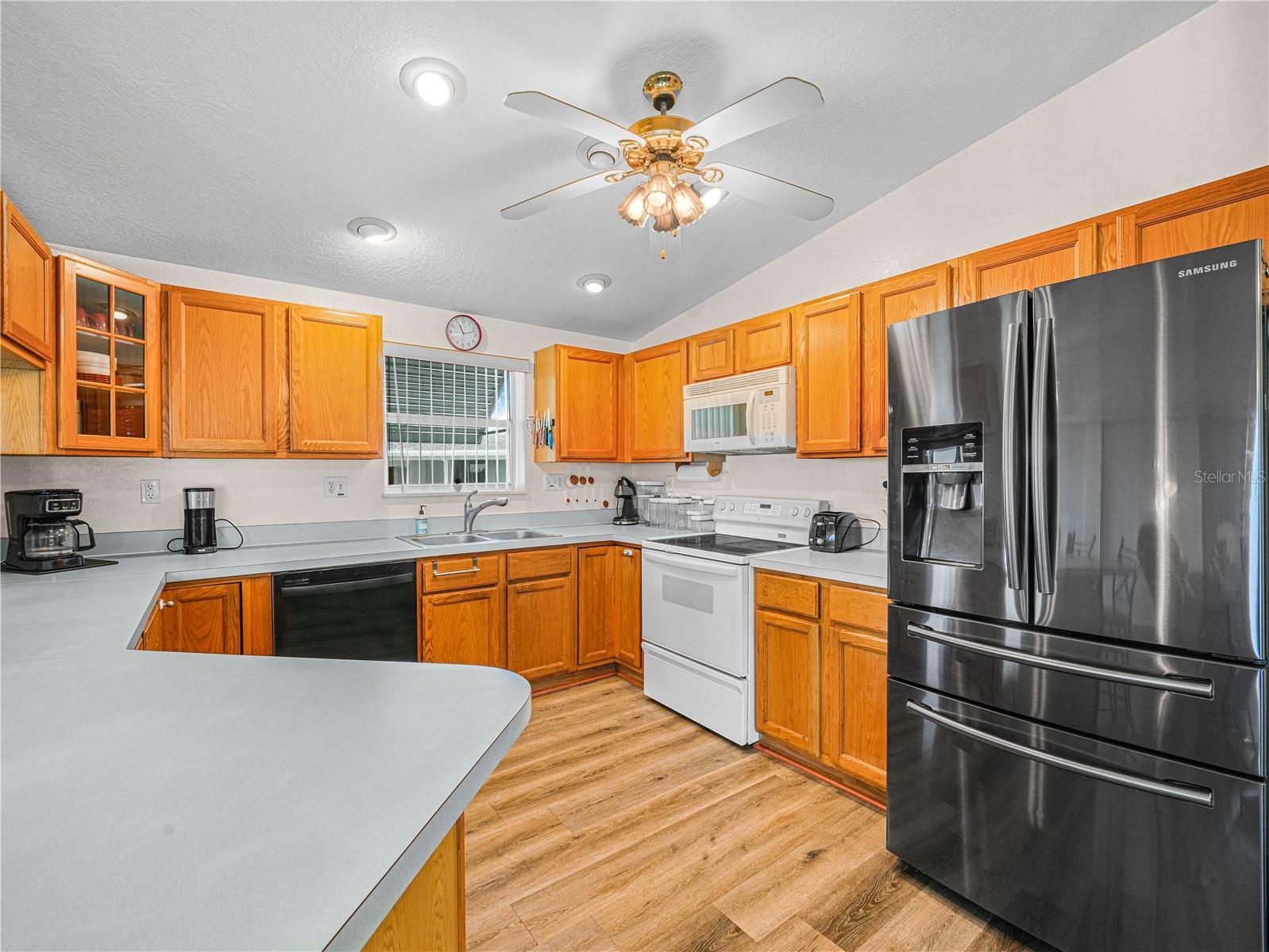 17 RED QUILL CIR, LAKE WALES, FL, 33898