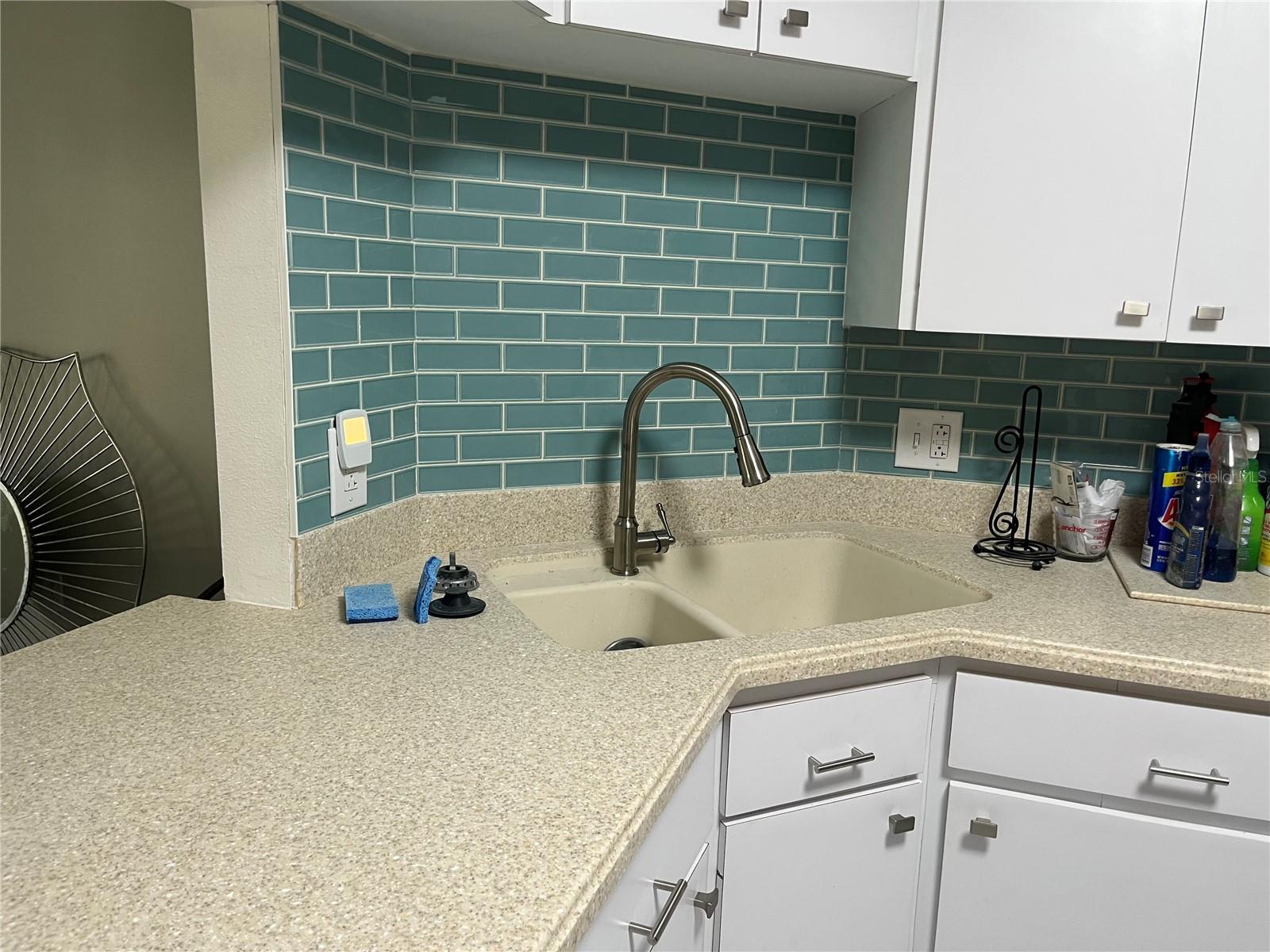 121 WOODLAND PL #121, OSPREY, FL, 34229