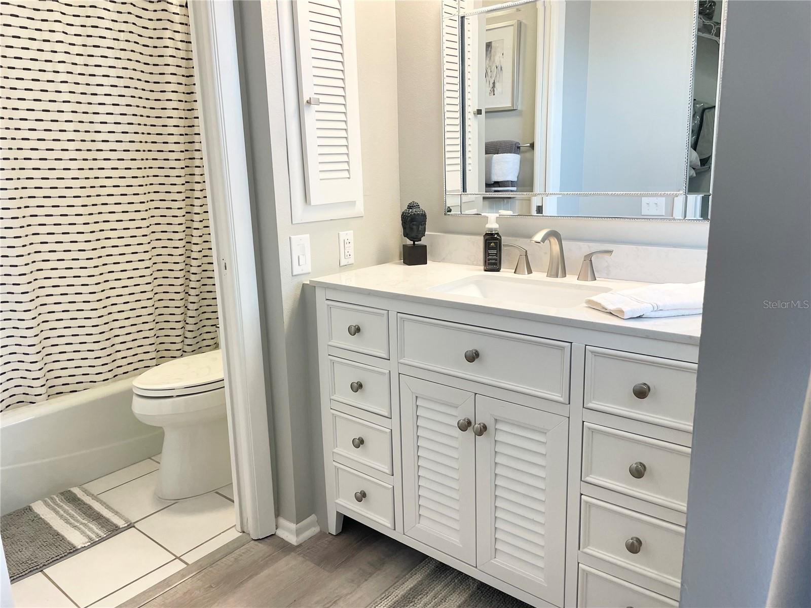 121 WOODLAND PL #121, OSPREY, FL, 34229