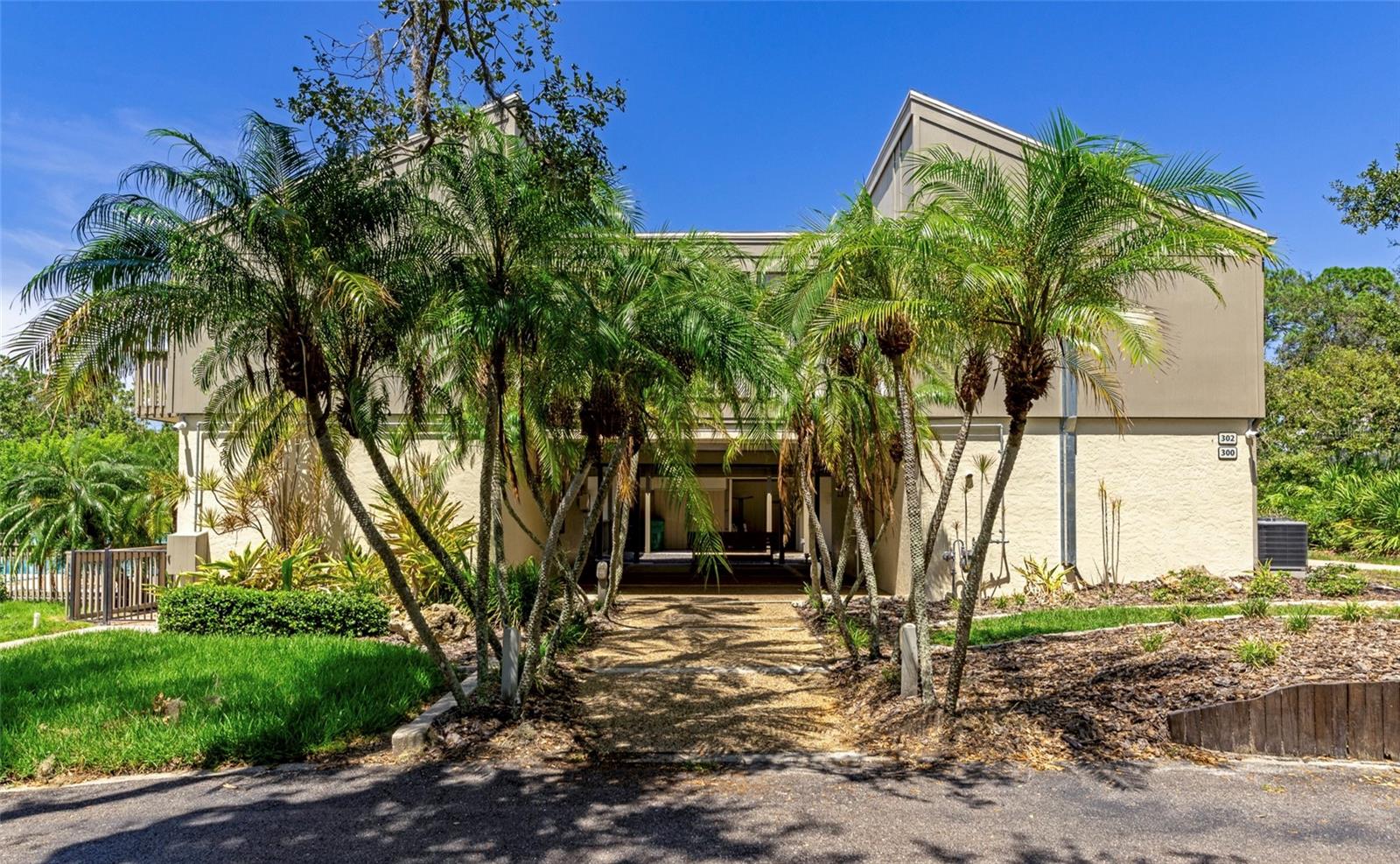 121 WOODLAND PL #121, OSPREY, FL, 34229