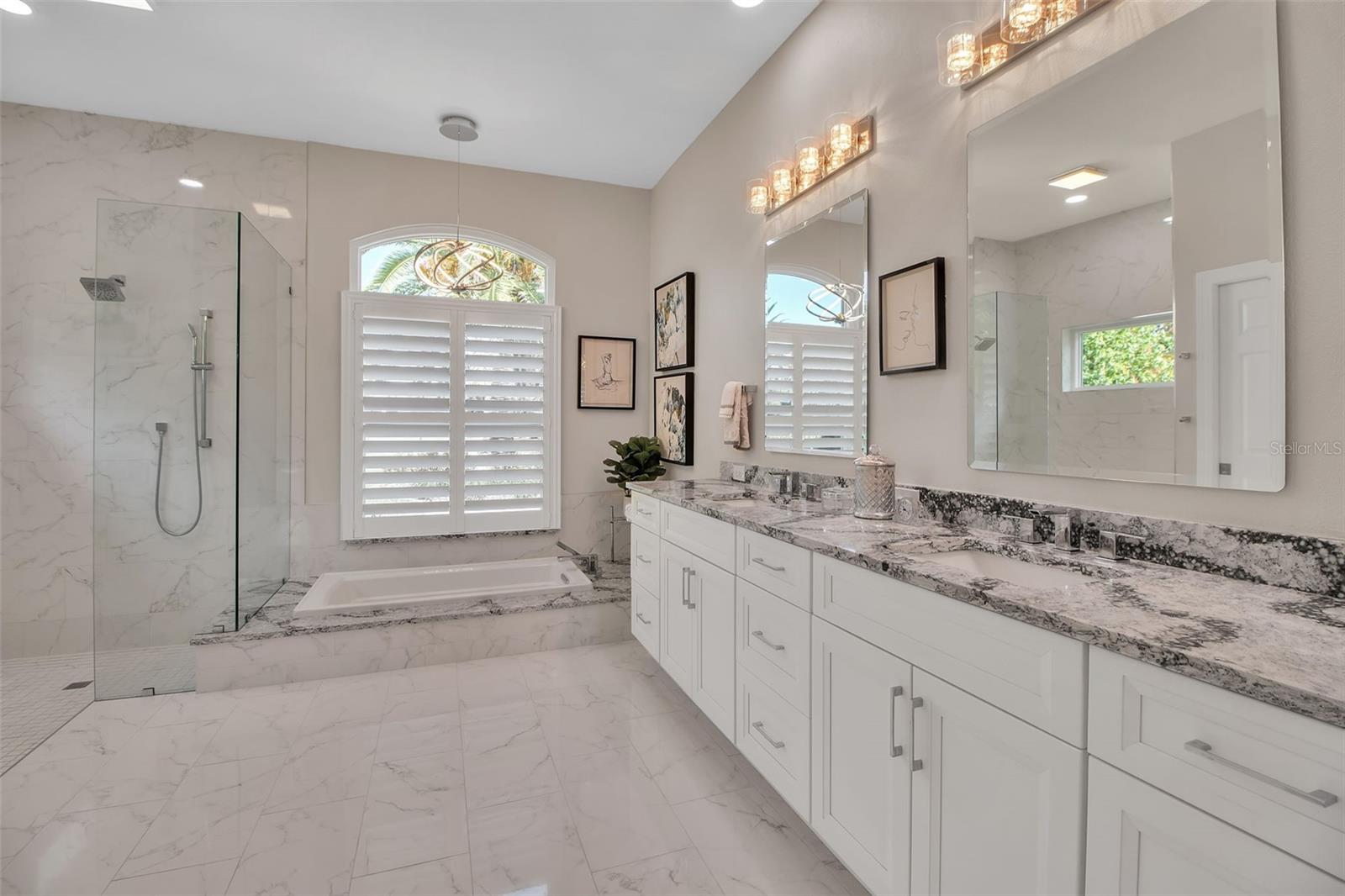 A4658588 Property Photo