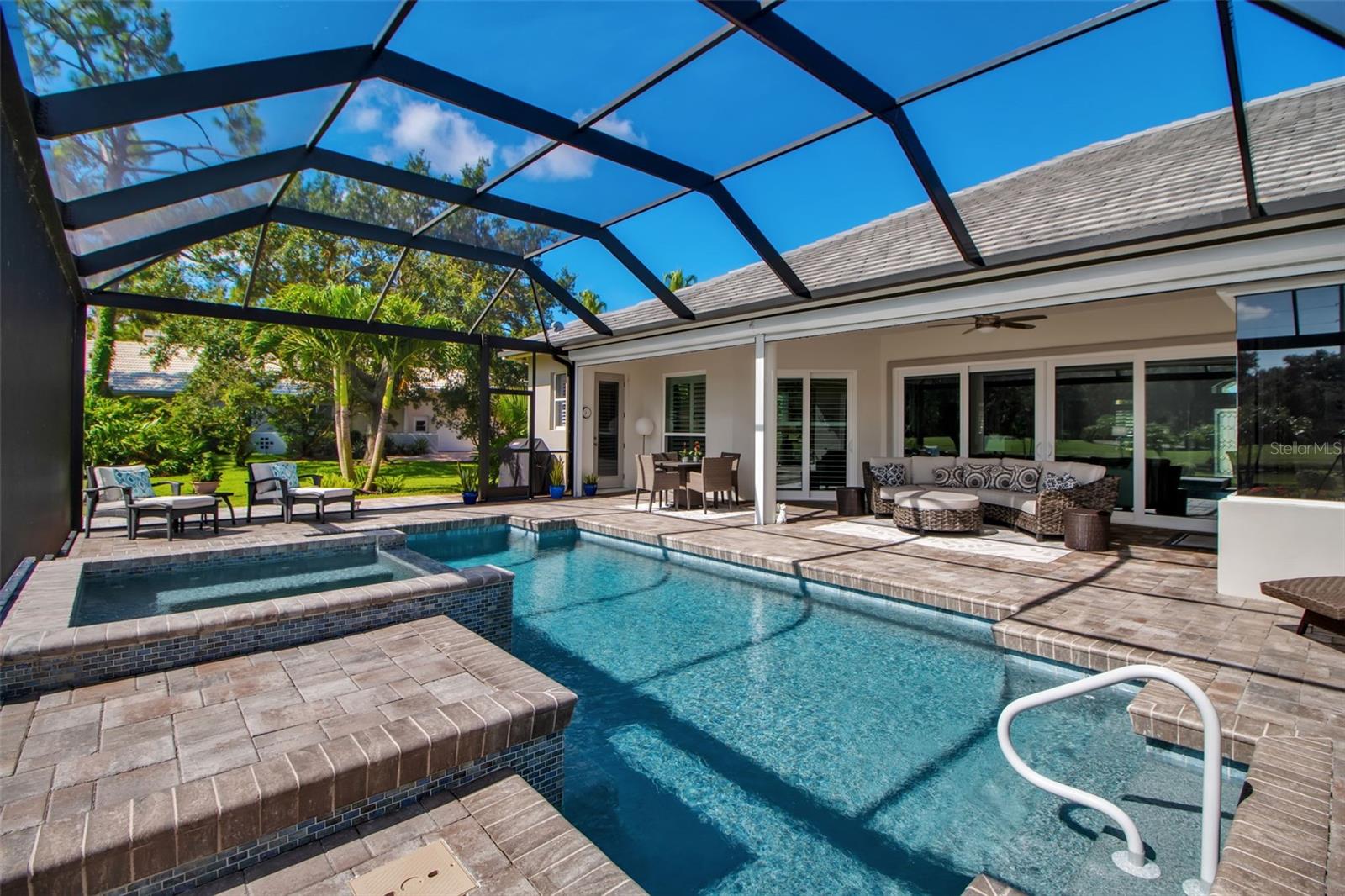 A4658588 Property Photo
