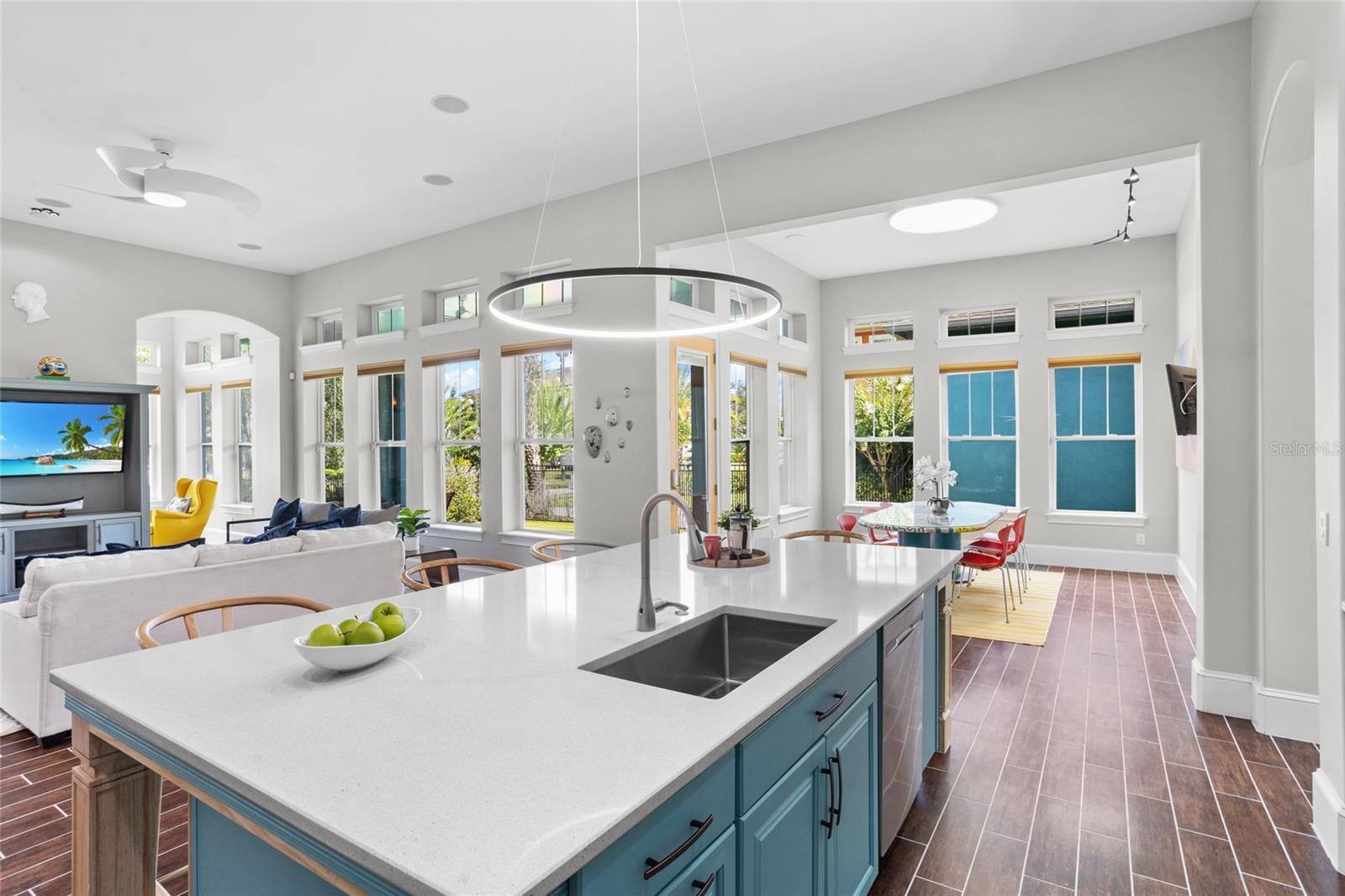 8360 MISTRAL DR, ORLANDO, FL, 32827