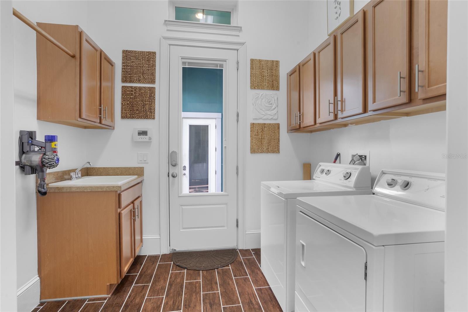 8360 MISTRAL DR, ORLANDO, FL, 32827