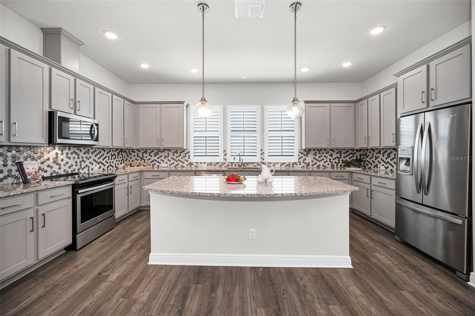 Kitchen with Island