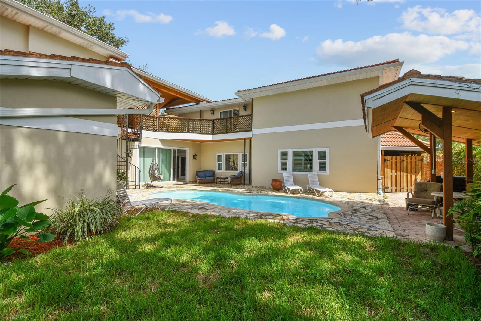 1020 CHARLES ST, CLEARWATER, FL, 33755