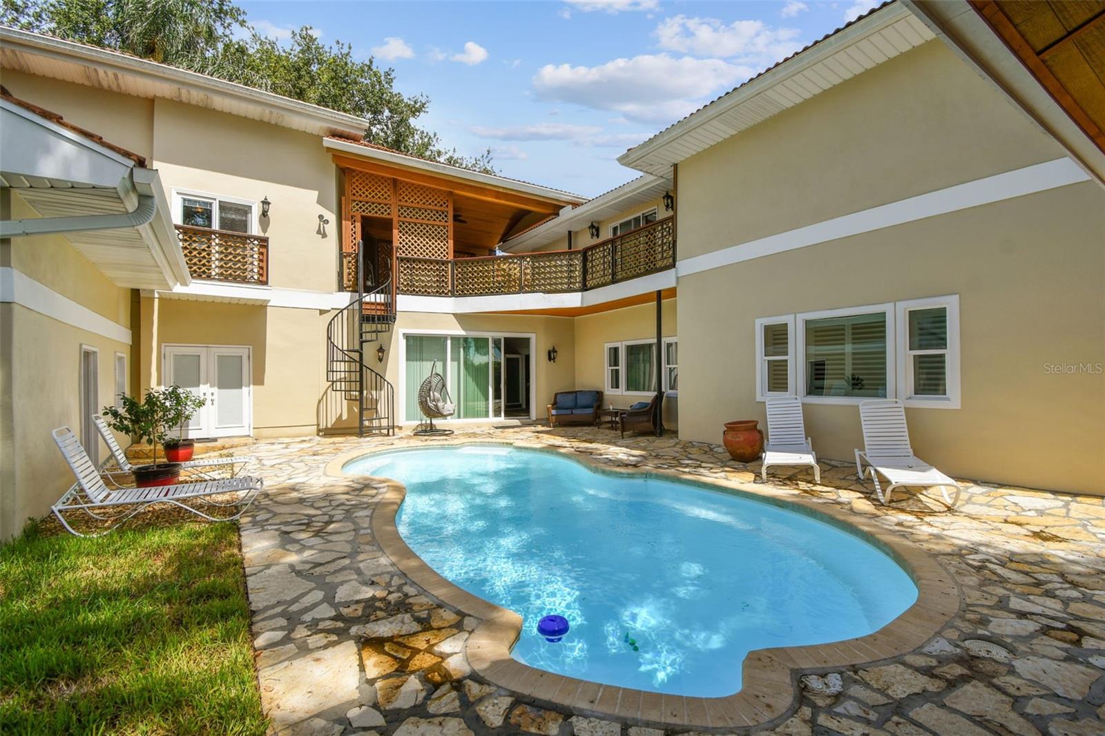 1020 CHARLES ST, CLEARWATER, FL, 33755