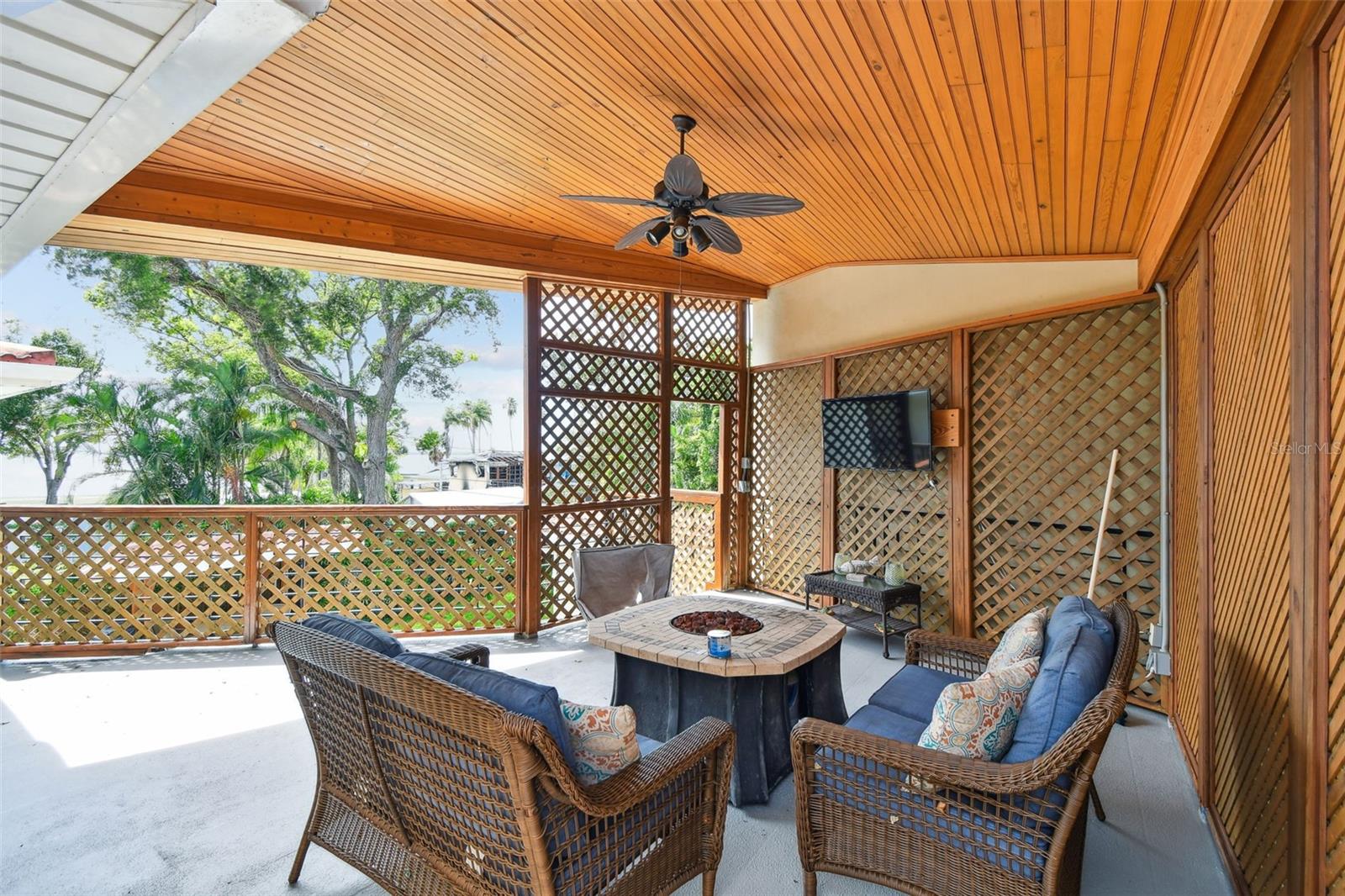 1020 CHARLES ST, CLEARWATER, FL, 33755