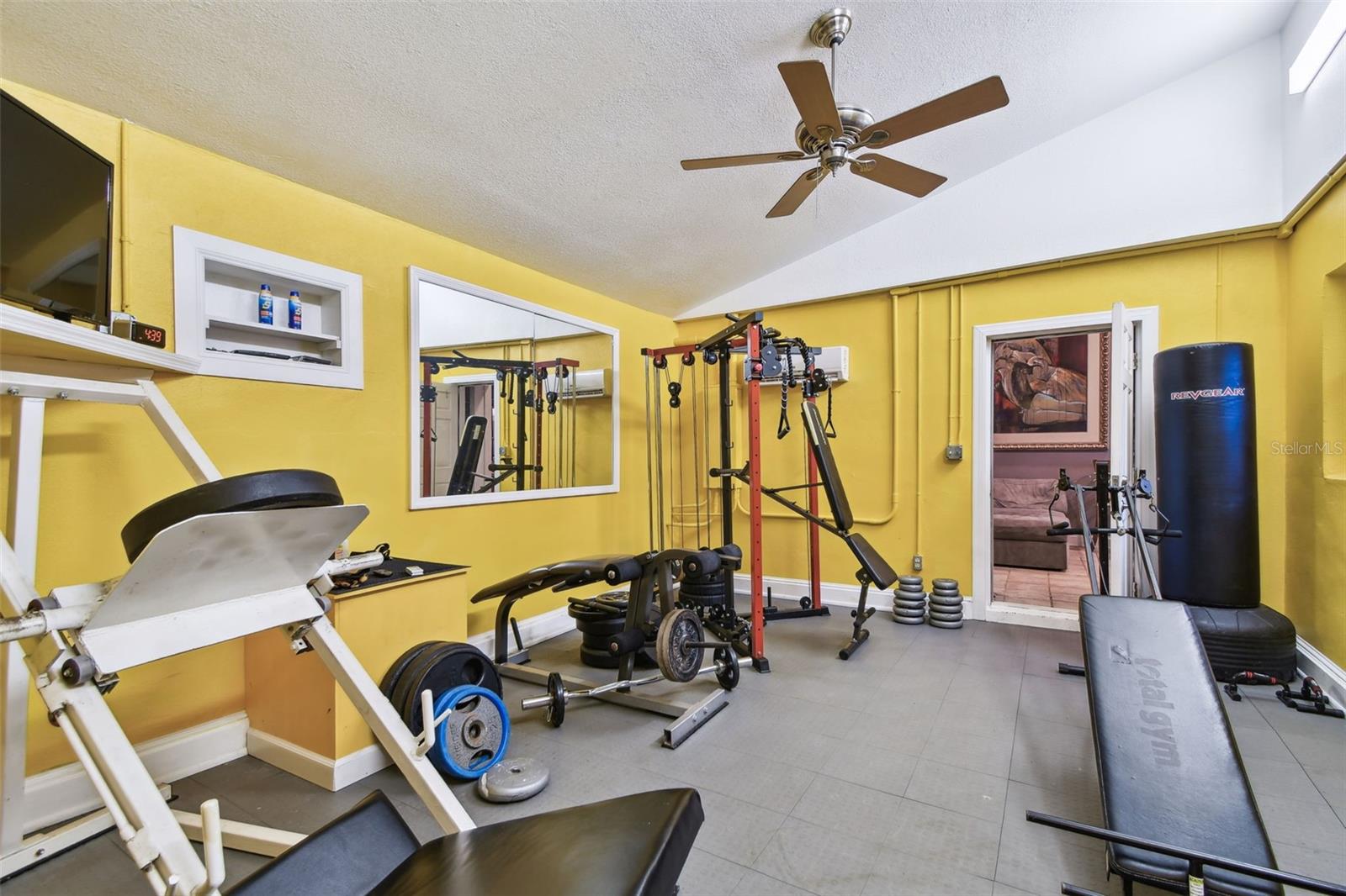 1020 CHARLES ST, CLEARWATER, FL, 33755