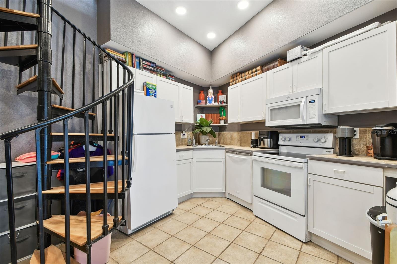 1020 CHARLES ST, CLEARWATER, FL, 33755