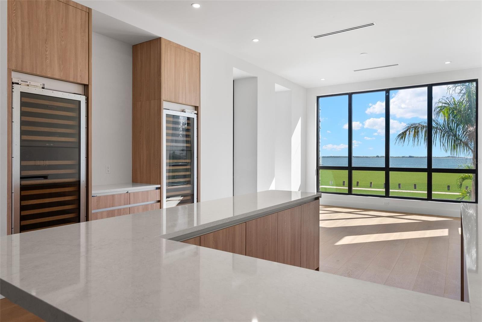 TB8406282 Property Photo