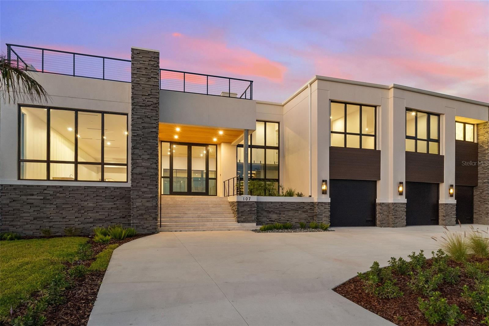 TB8406282 Property Photo