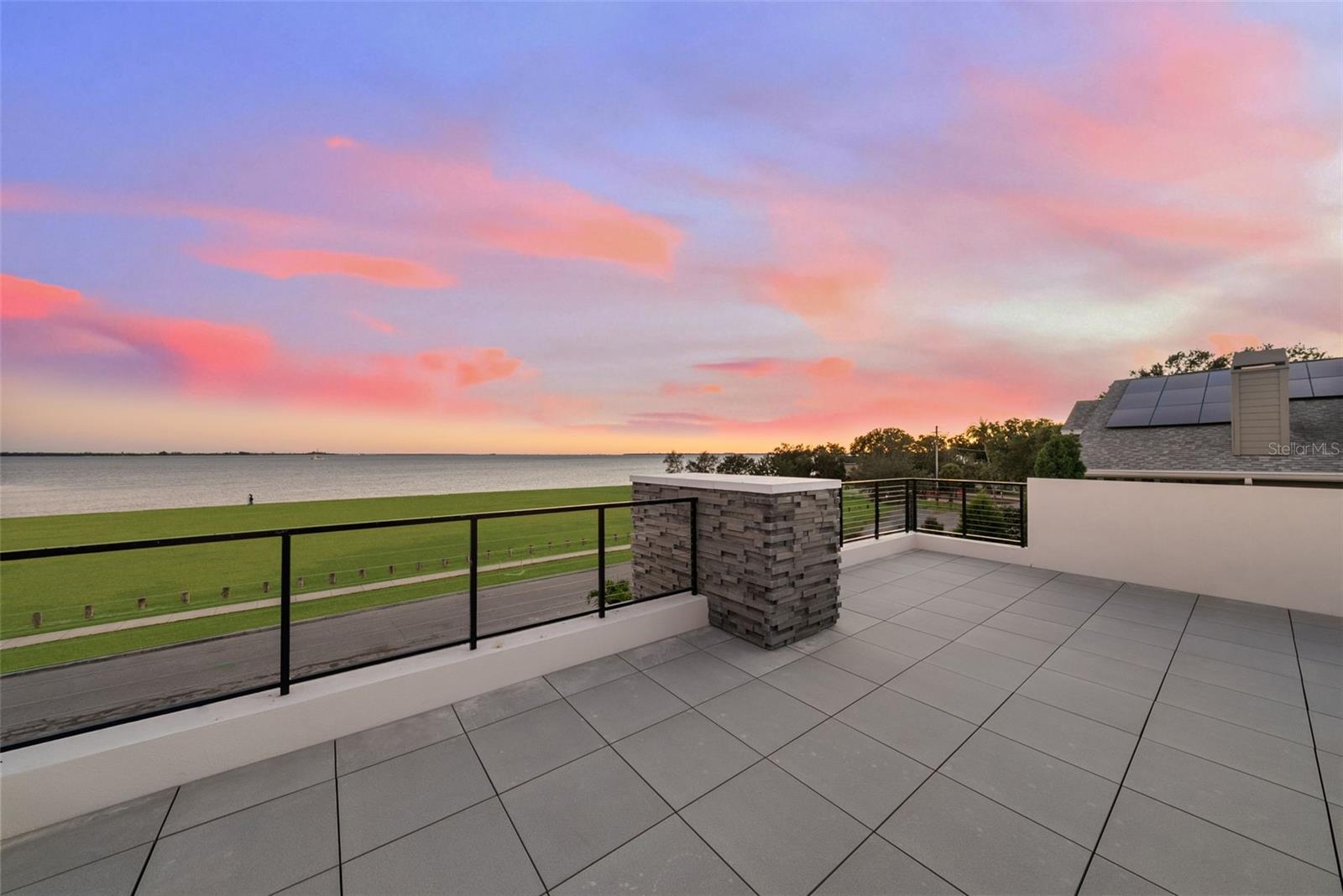 TB8406282 Property Photo