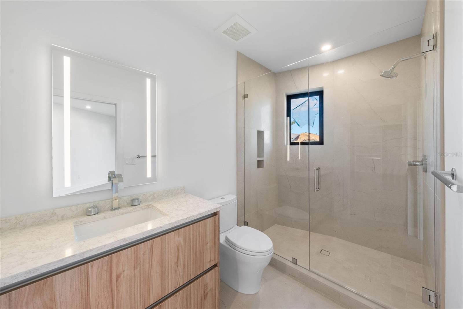 TB8406282 Property Photo