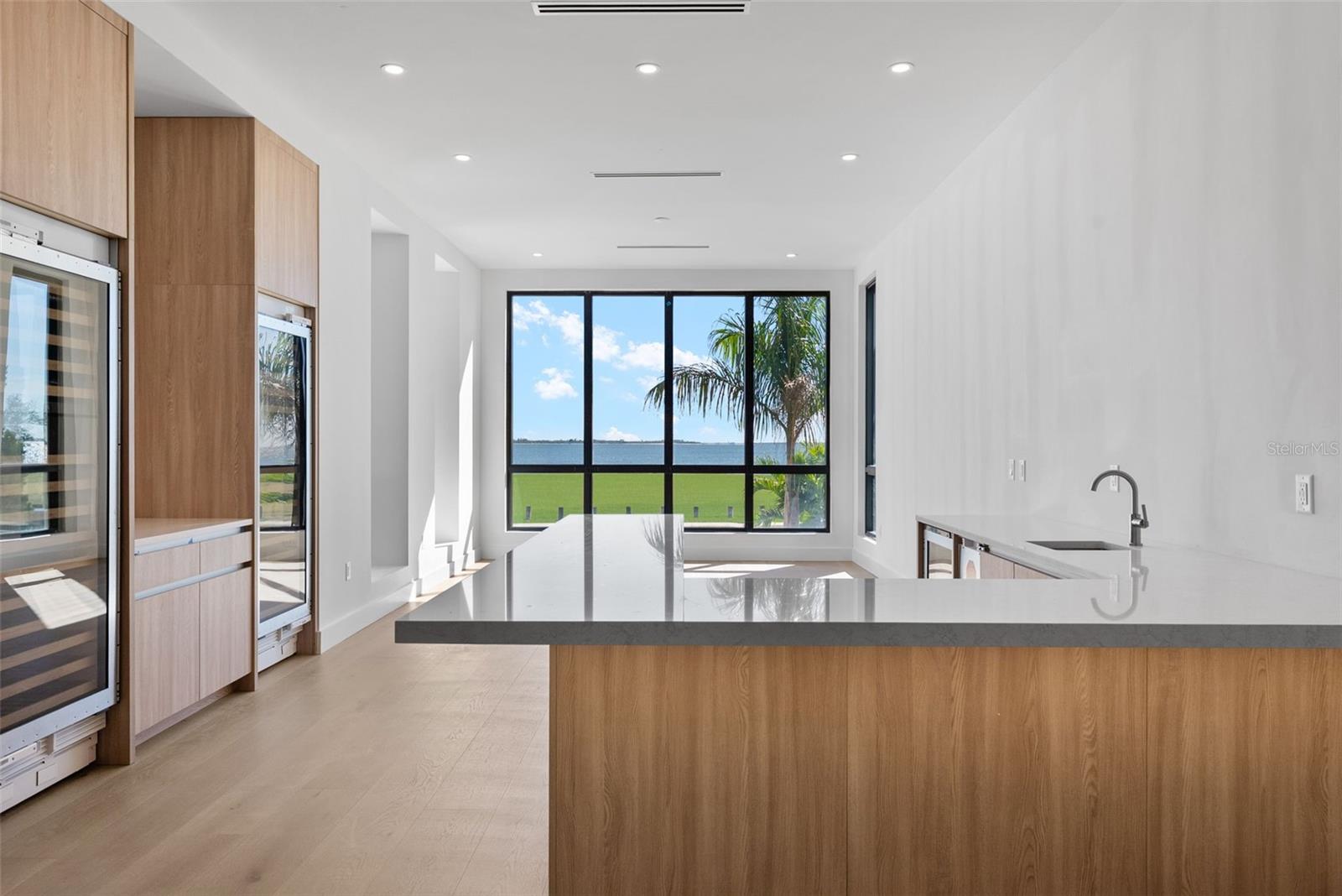 TB8406282 Property Photo