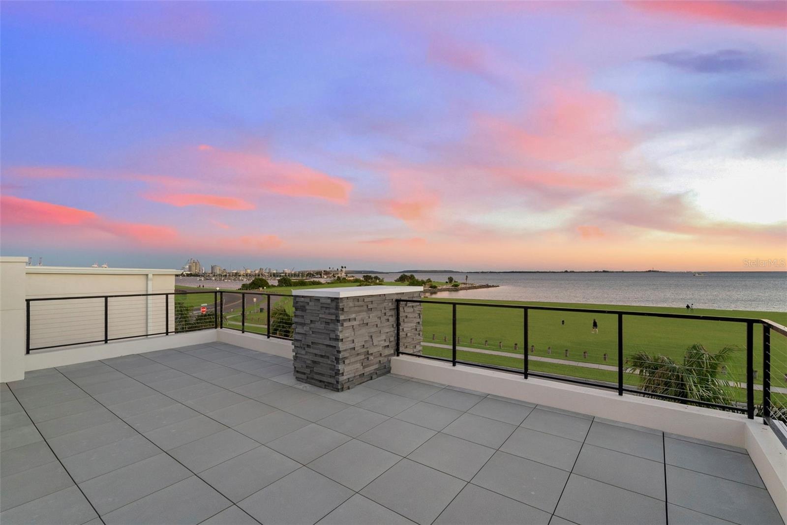 TB8406282 Property Photo