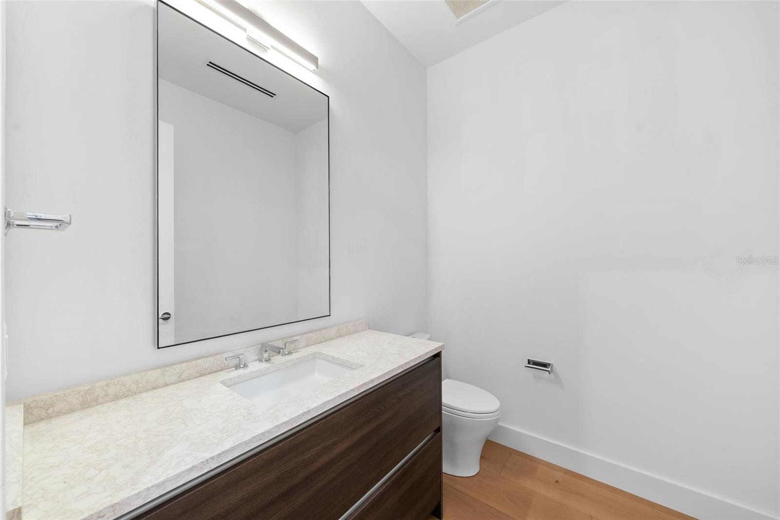 TB8406282 Property Photo