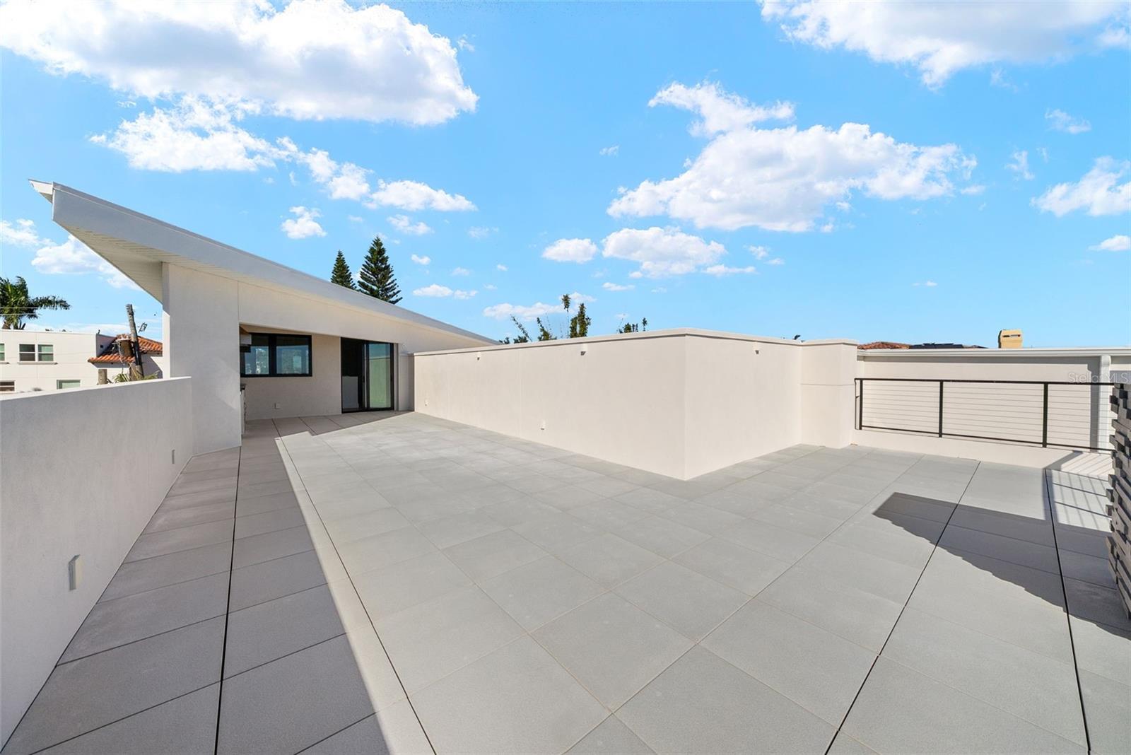 TB8406282 Property Photo