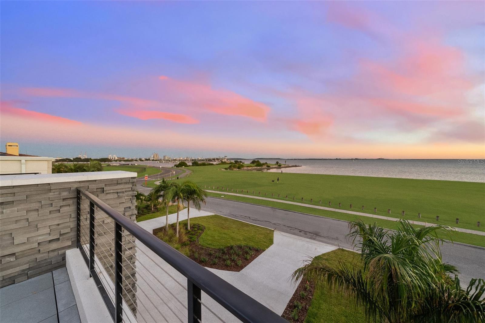 TB8406282 Property Photo