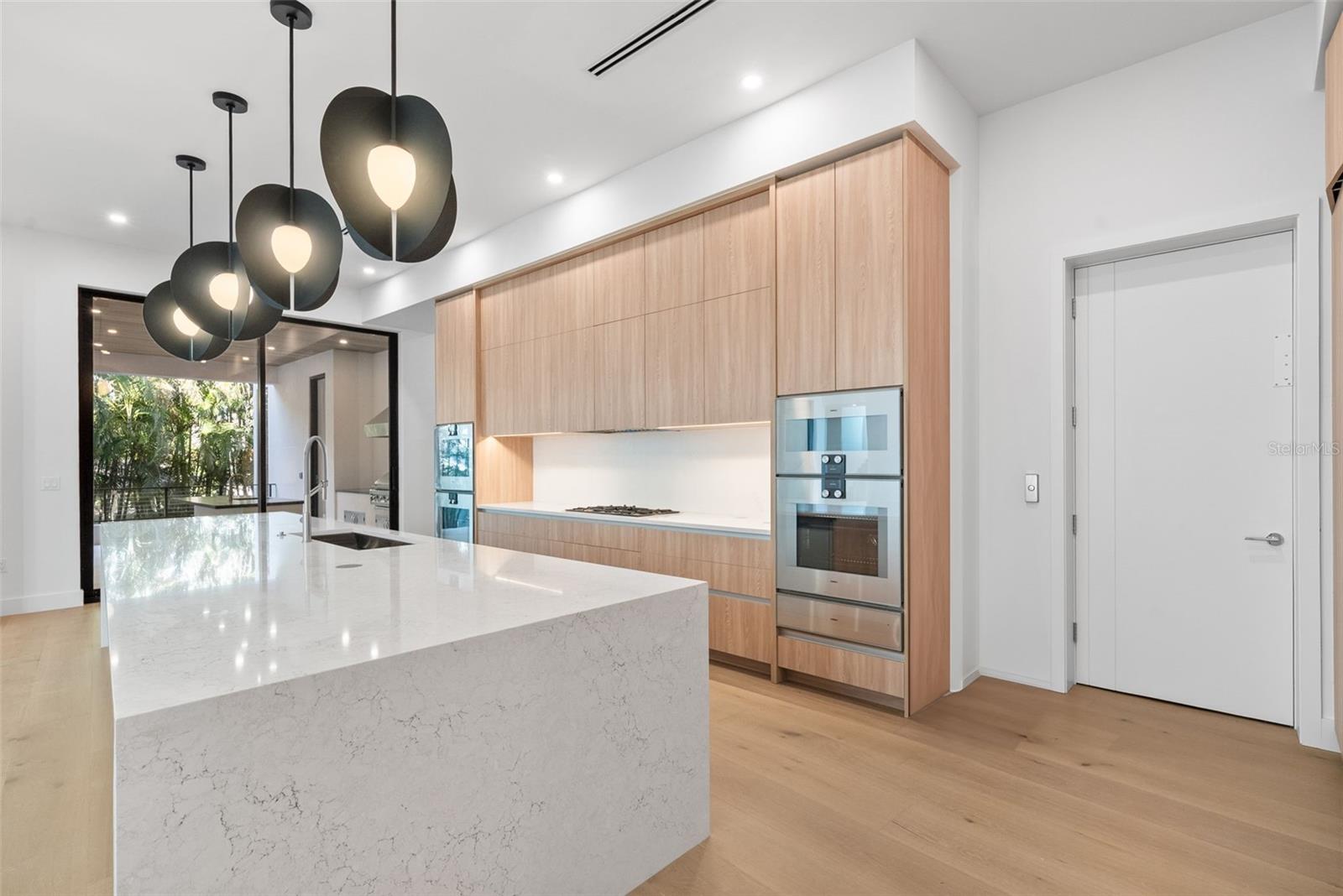 TB8406282 Property Photo