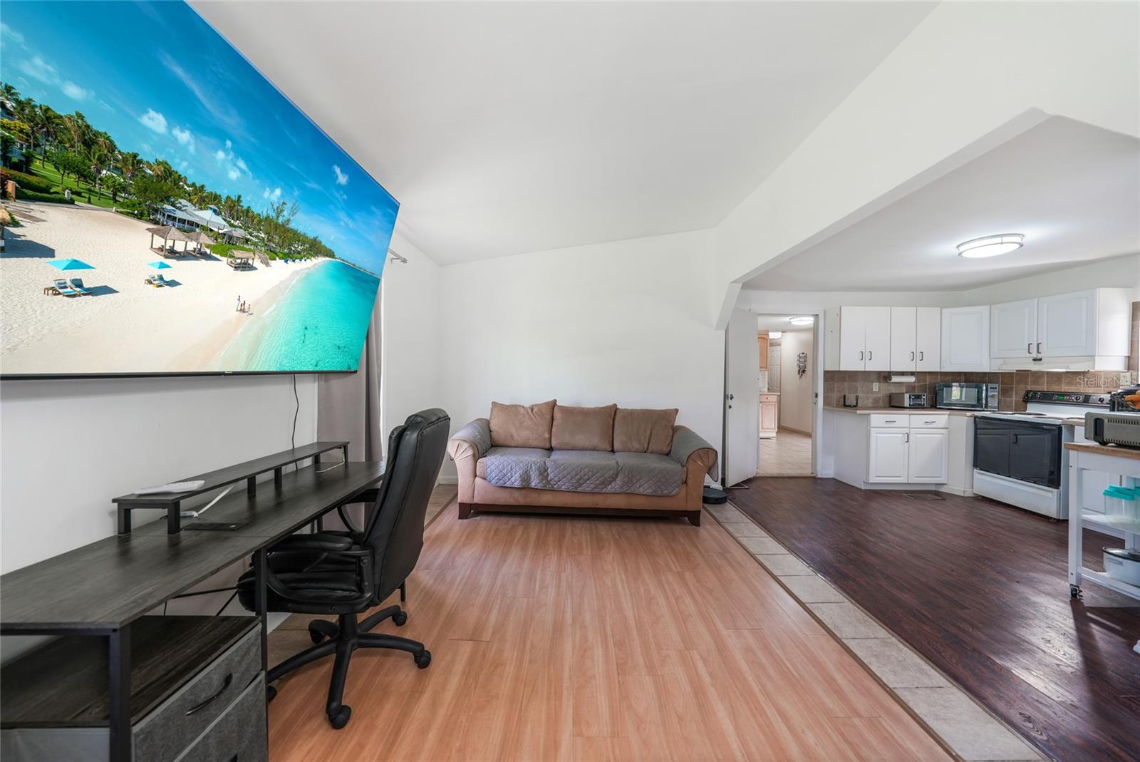 C7512298 Property Photo