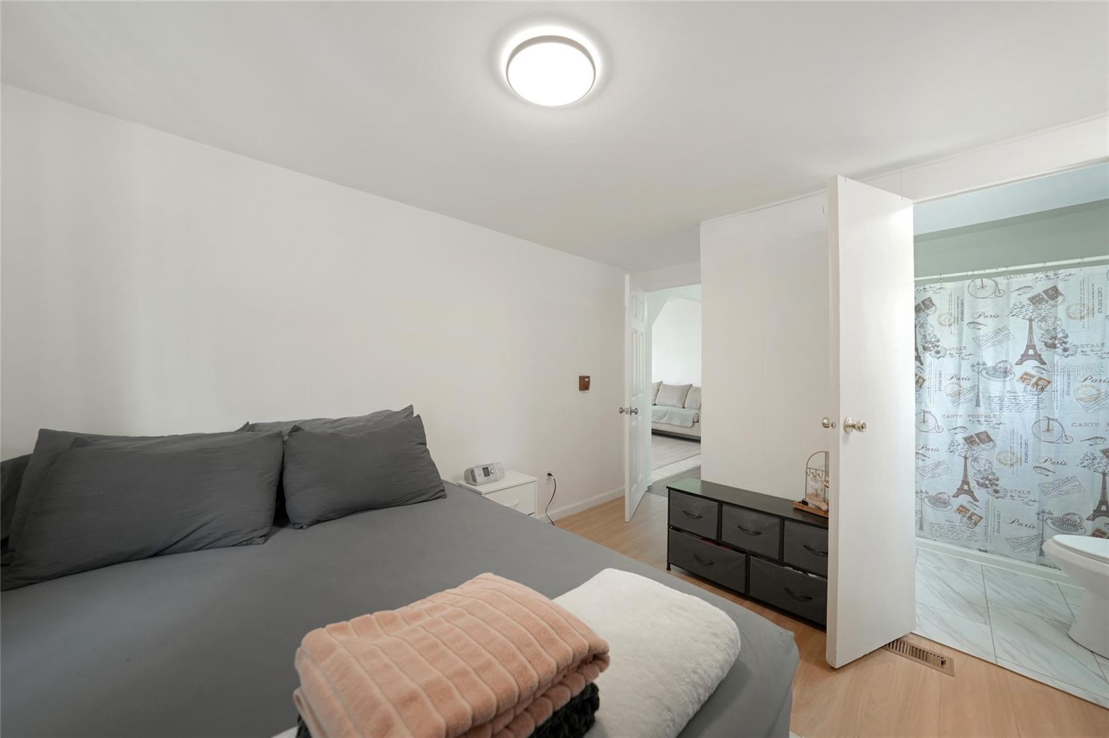 C7512298 Property Photo