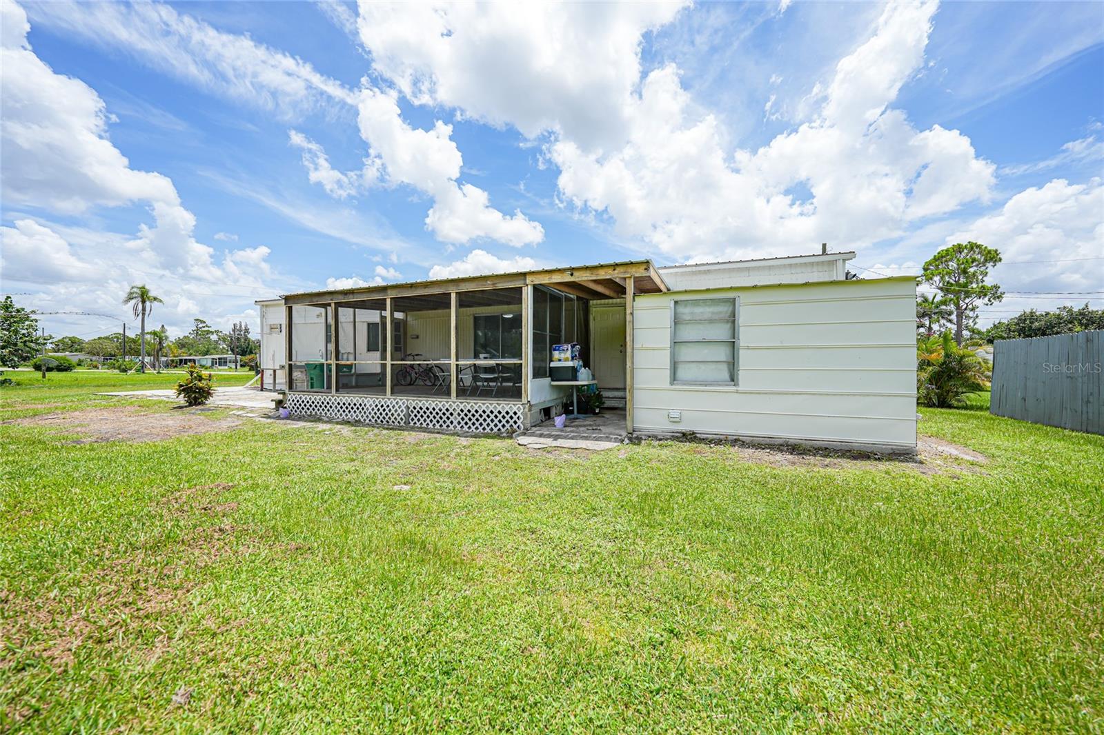 C7512298 Property Photo