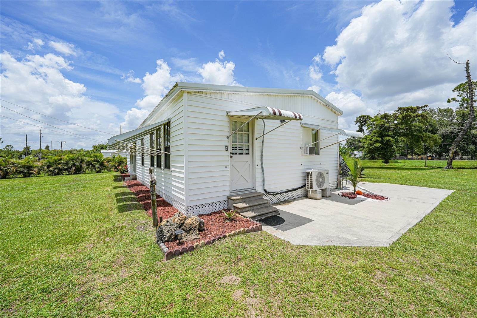 C7512298 Property Photo