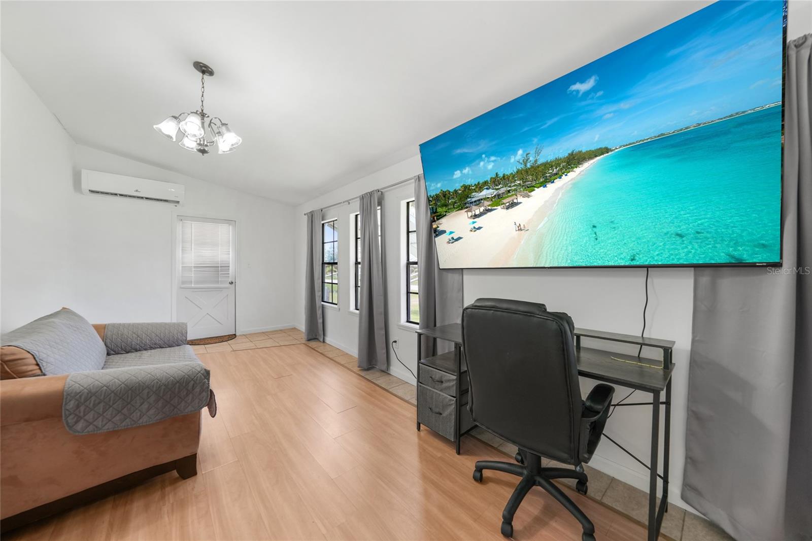 C7512298 Property Photo