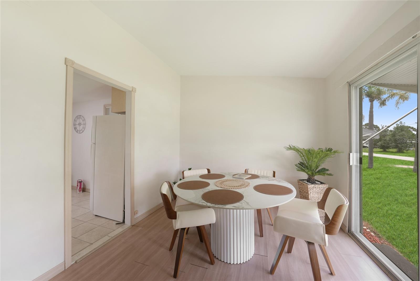 C7512298 Property Photo