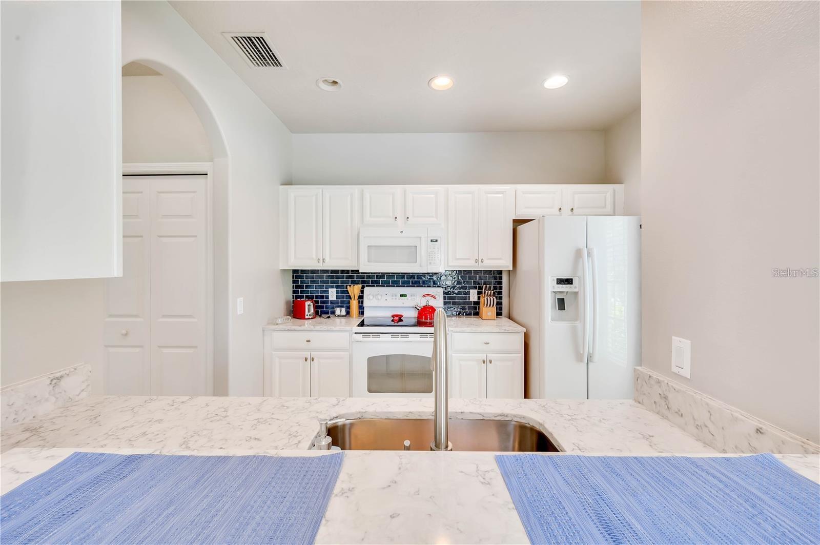 280 CAPE HARBOUR LOOP #101, BRADENTON, FL, 34212