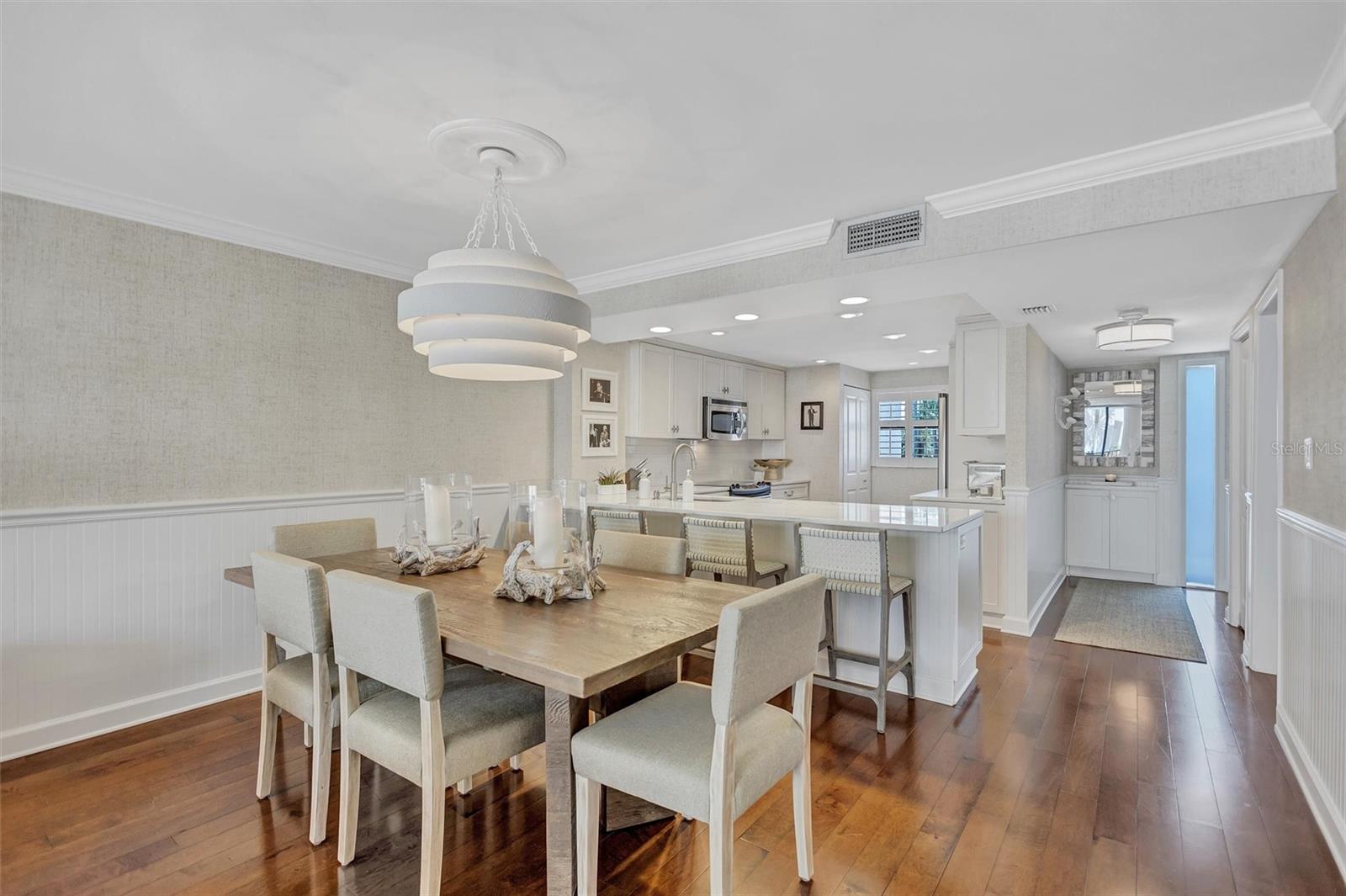 6480 MIDNIGHT PASS RD #211, SARASOTA, FL, 34242