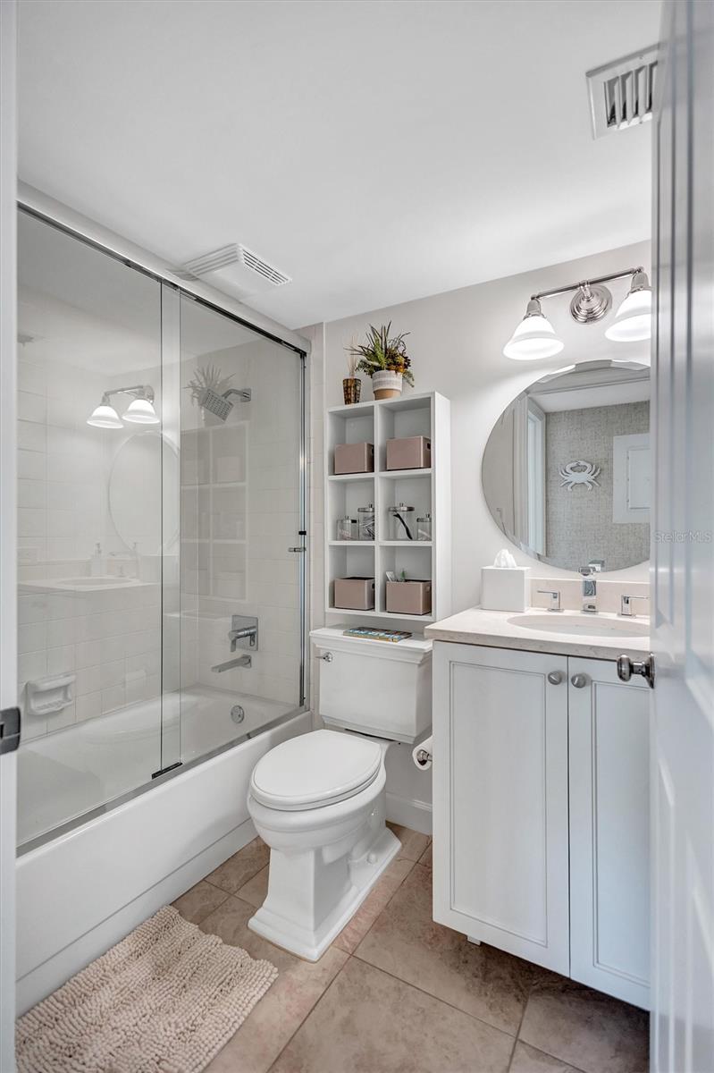 6480 MIDNIGHT PASS RD #211, SARASOTA, FL, 34242