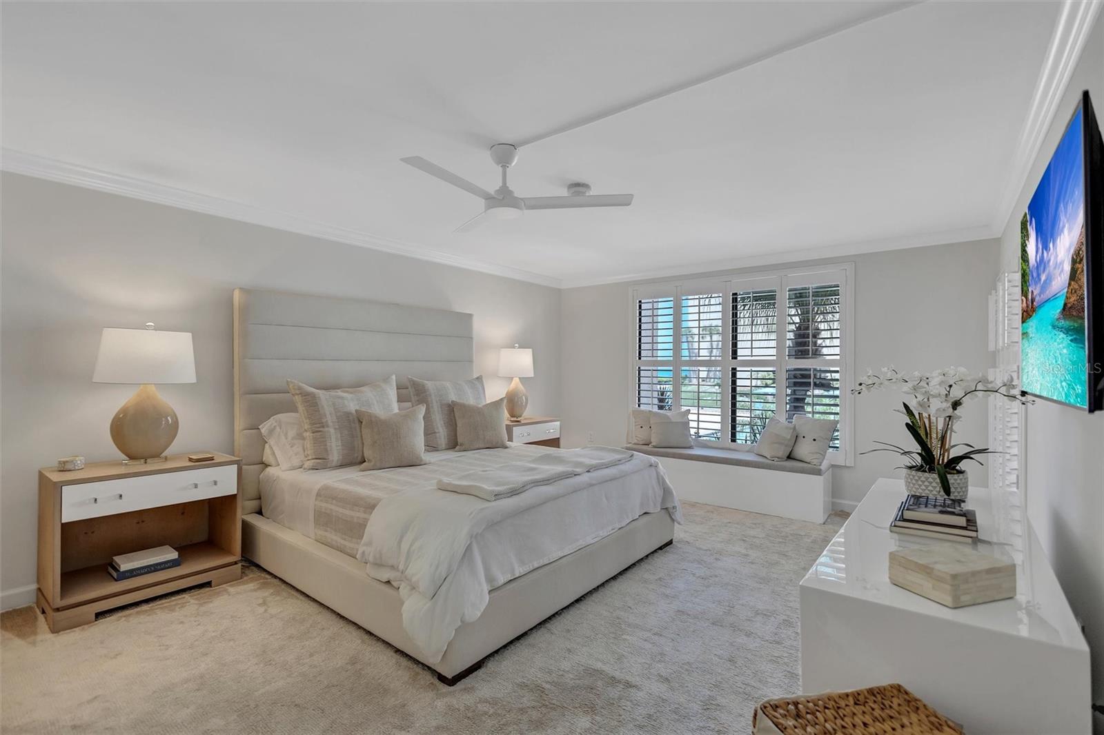 6480 MIDNIGHT PASS RD #211, SARASOTA, FL, 34242